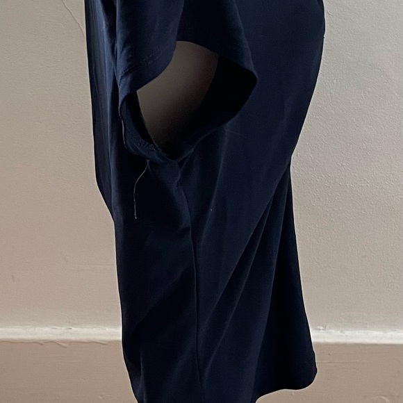 Susan Lawrence dark navy V-neck gathered center business casual blouse, size S - Picture 7 of 11